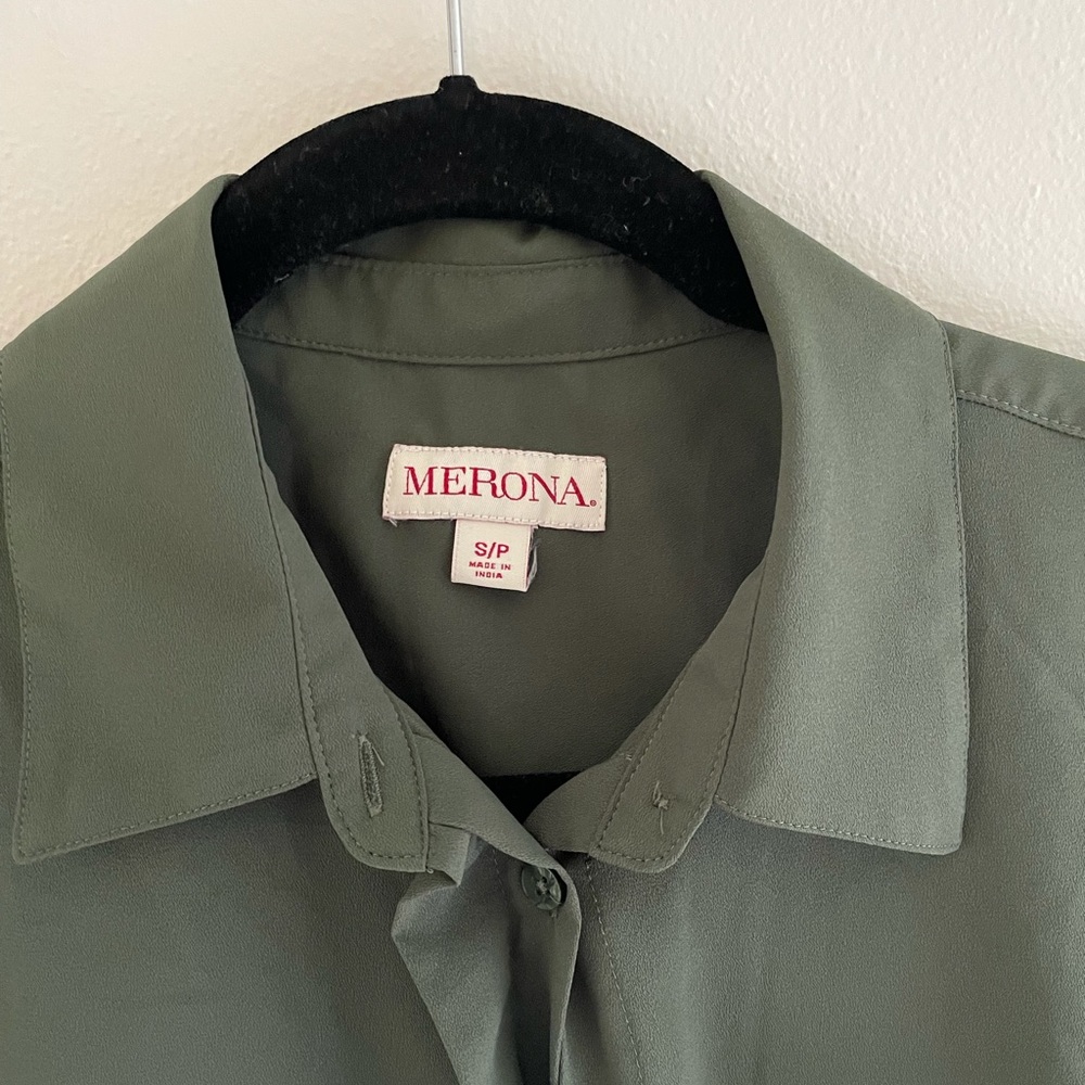 Lowered! 💥 Women’s Target Merona Sleeveless Green Blouse - Picture 3 of 4